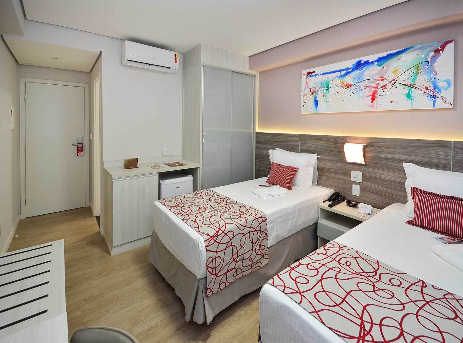 It Itabira Hotel Екстериор снимка